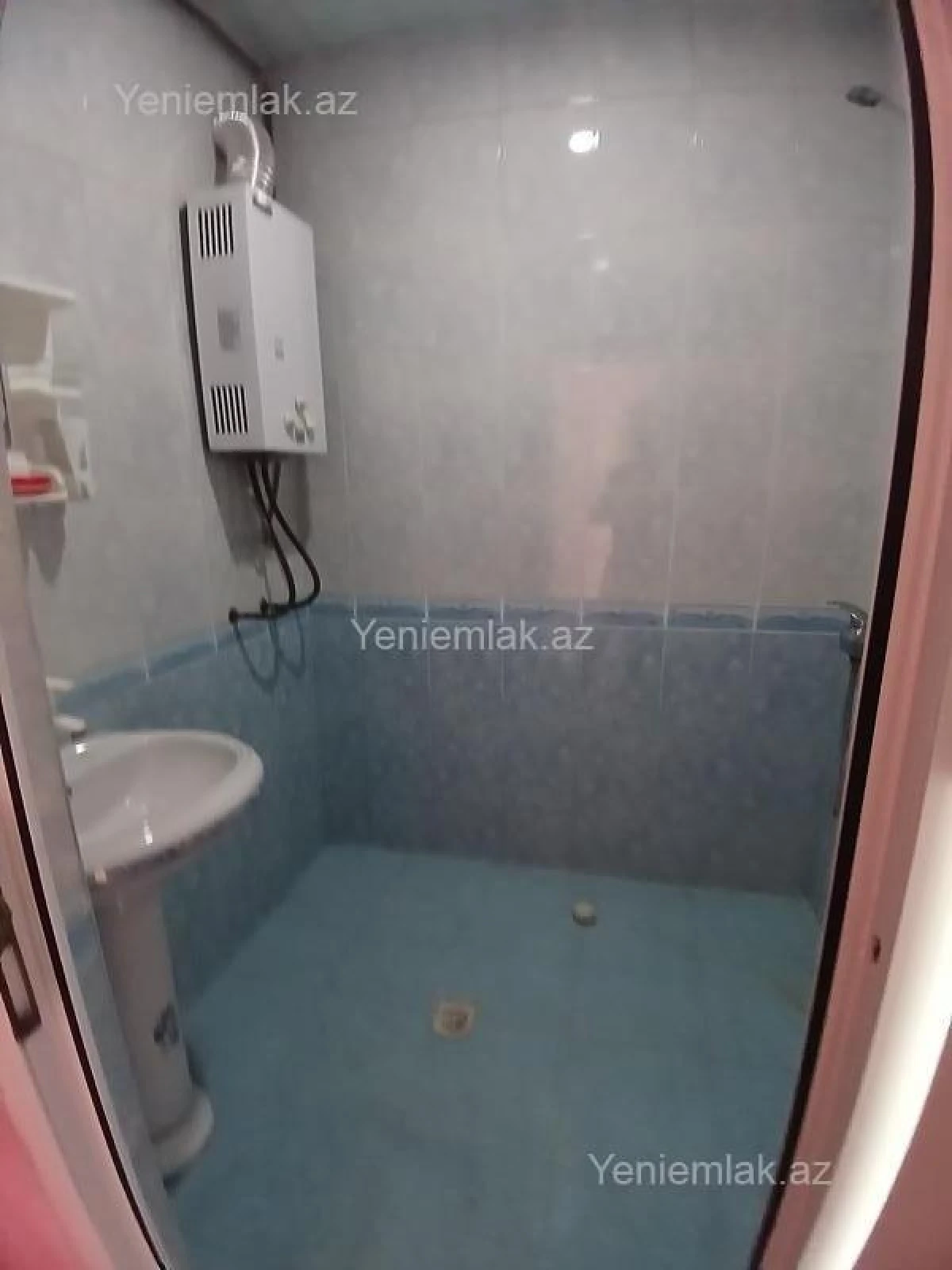 Satılır 3 otaqlı köhnə tikili 80 m²