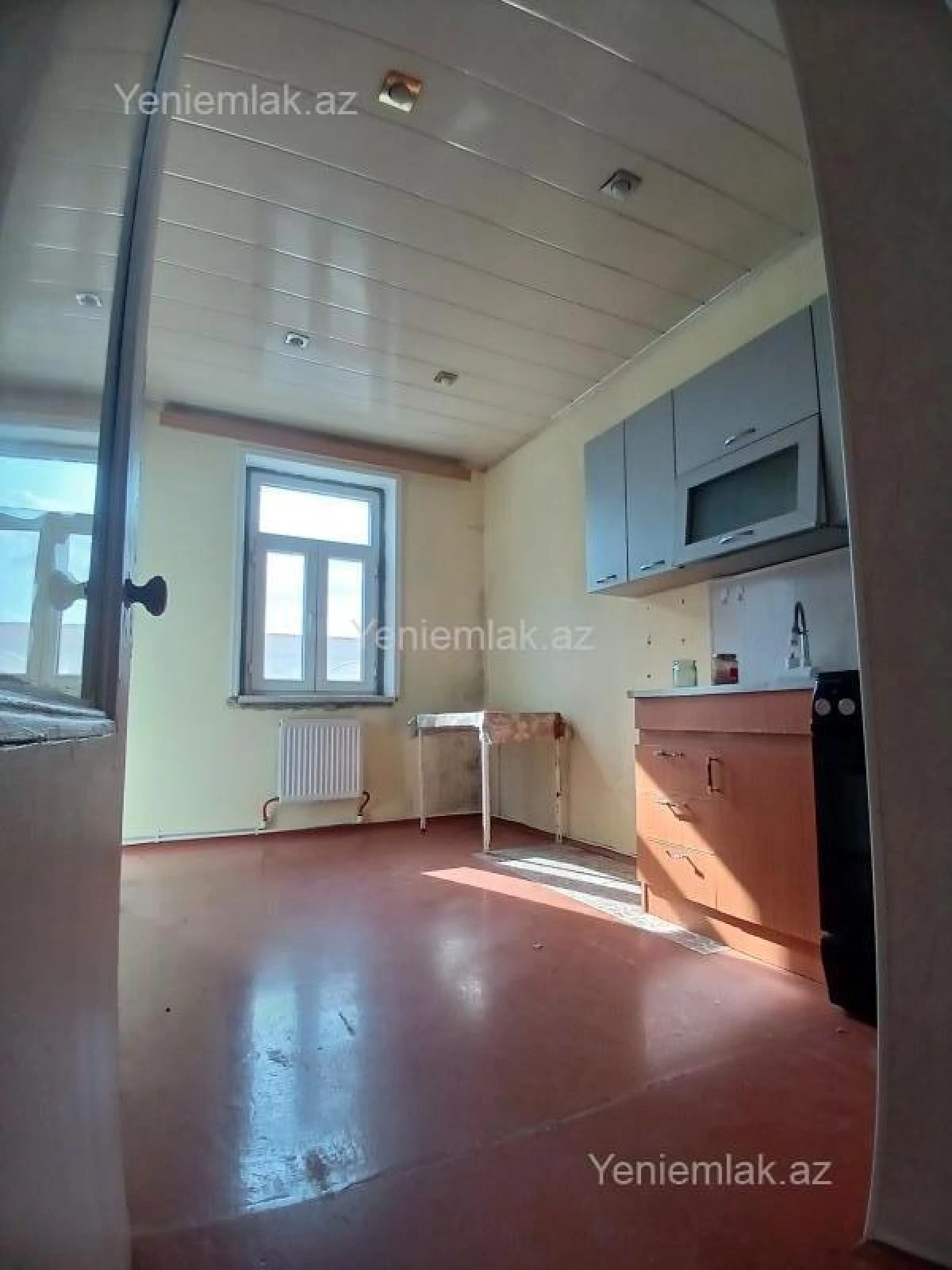 Satılır 3 otaqlı köhnə tikili 80 m²