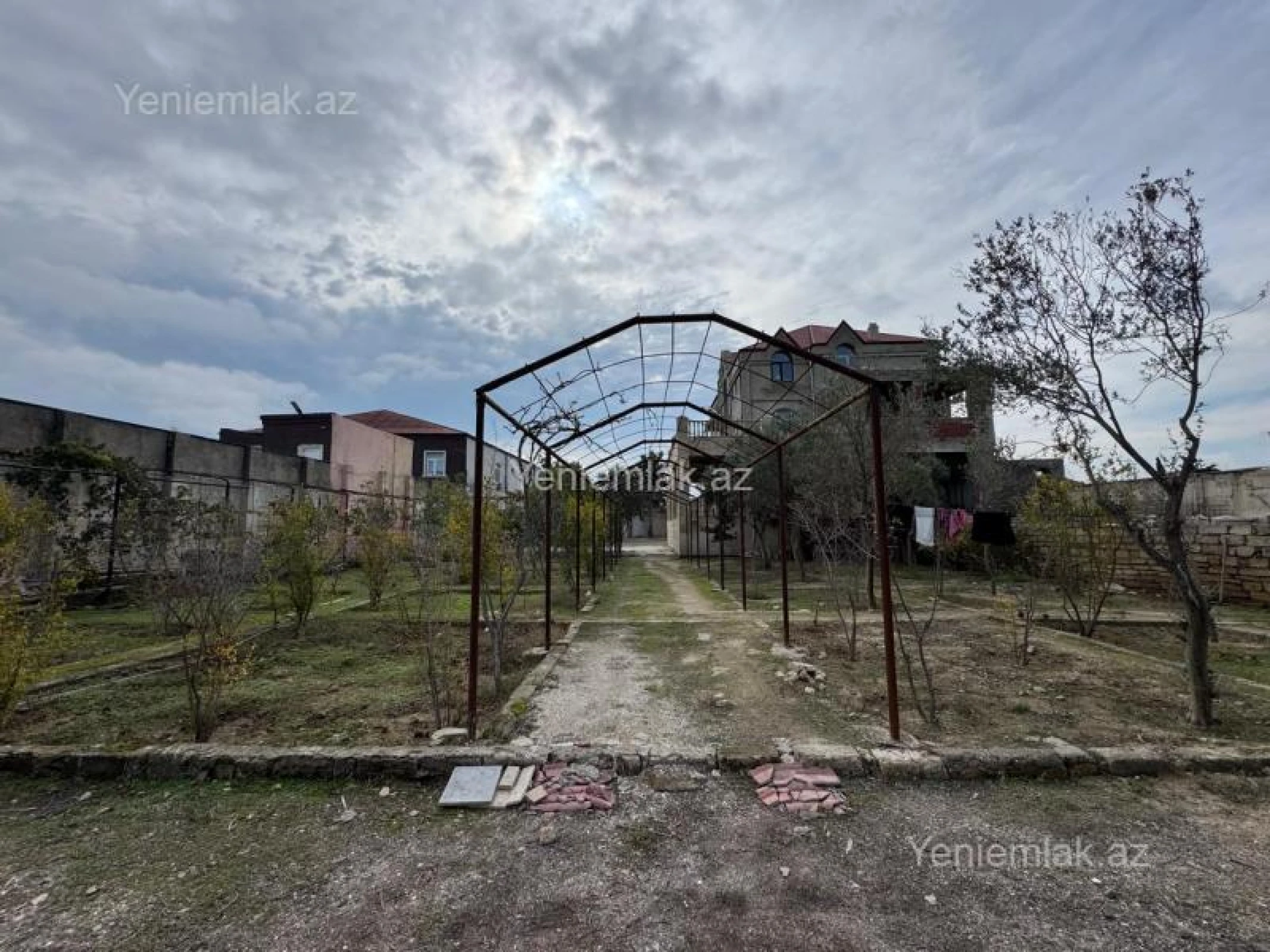 Satılır torpaq sahəsi