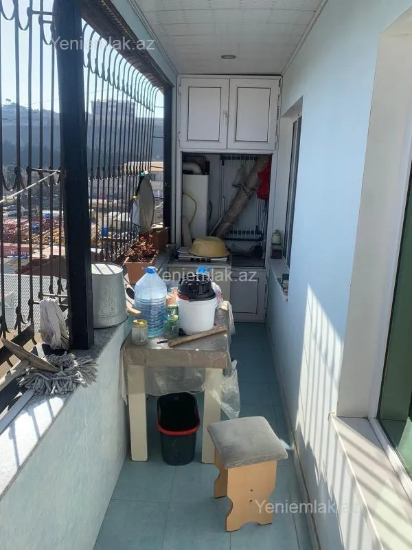 Satılır 5 otaqlı köhnə tikili 120 m²