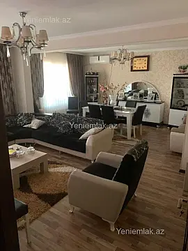 Satılır 5 otaqlı köhnə tikili 120 m²