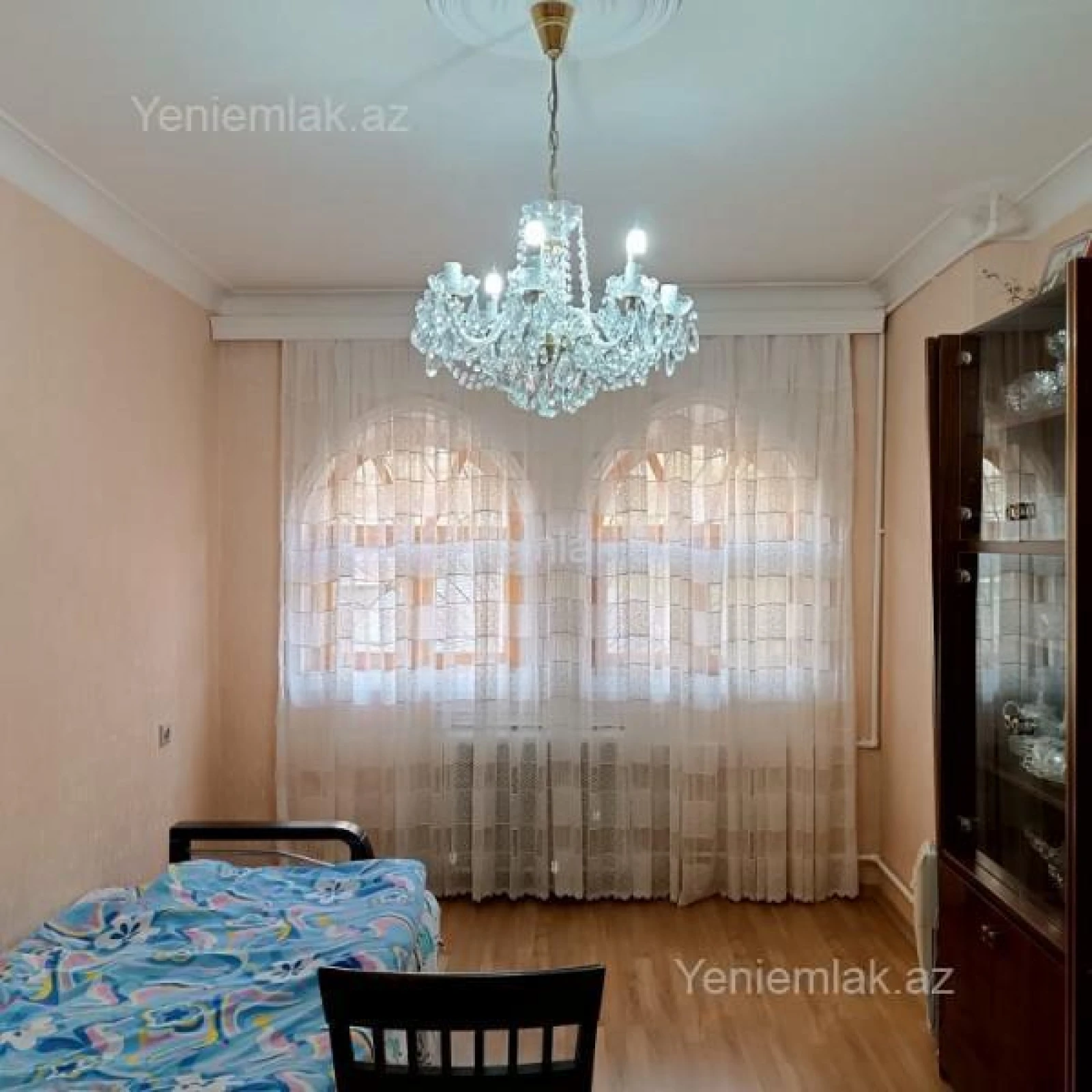 Satılır 5 otaqlı köhnə tikili 118 m²