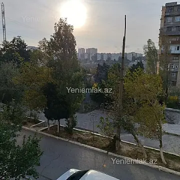 Satılır 5 otaqlı köhnə tikili 118 m²