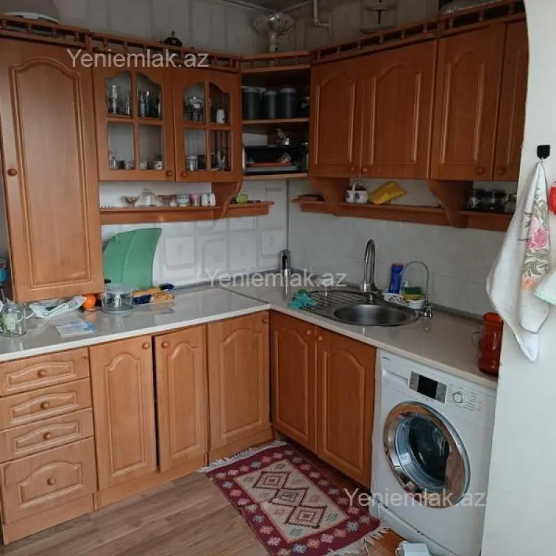 Satılır 5 otaqlı köhnə tikili 118 m²