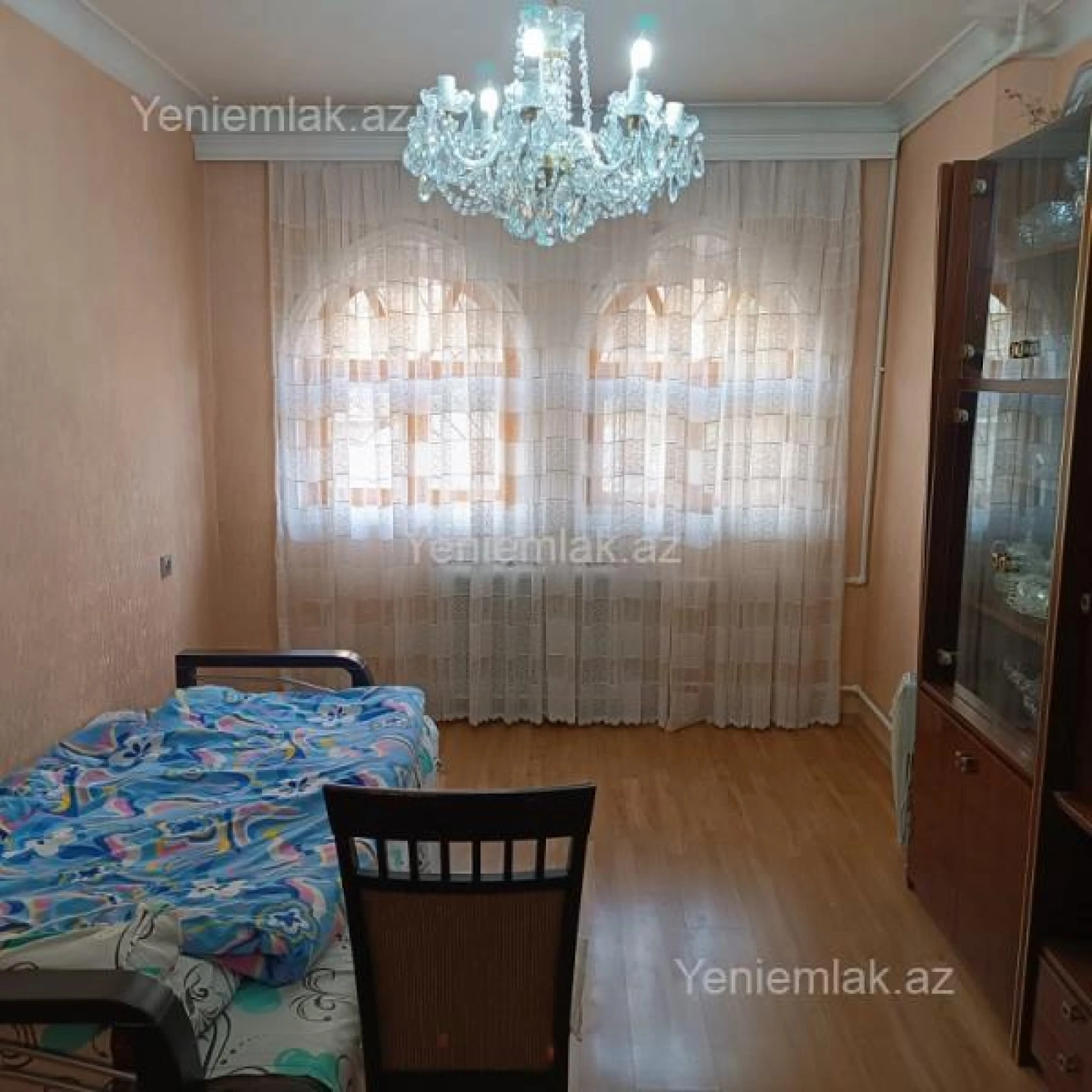 Satılır 5 otaqlı köhnə tikili 118 m²