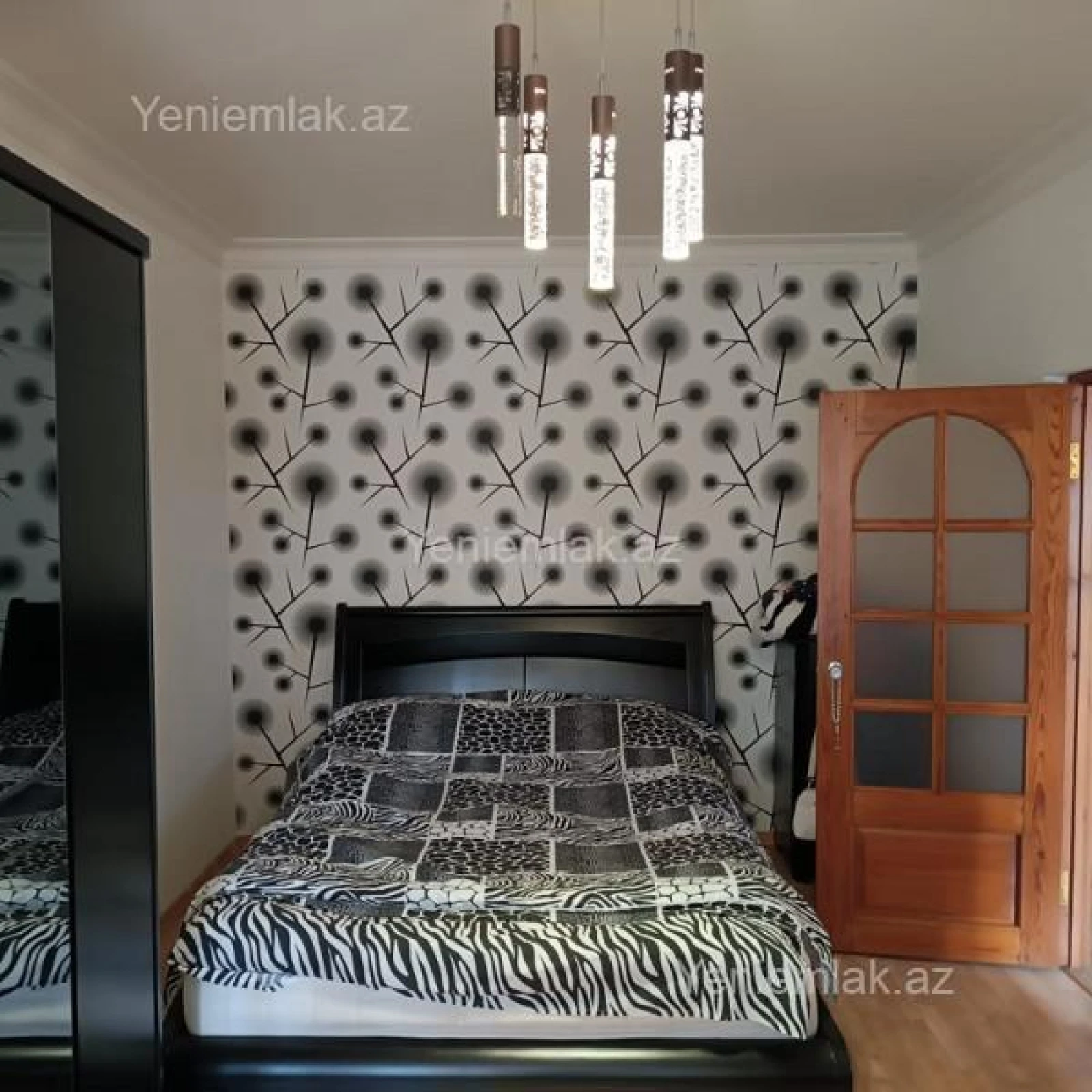 Satılır 5 otaqlı köhnə tikili 118 m²