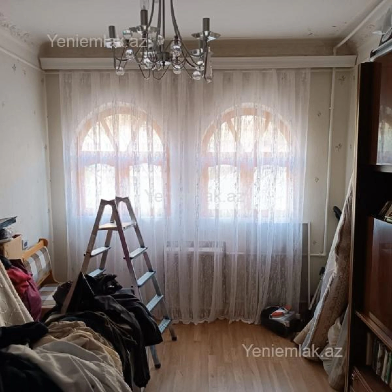 Satılır 5 otaqlı köhnə tikili 118 m²