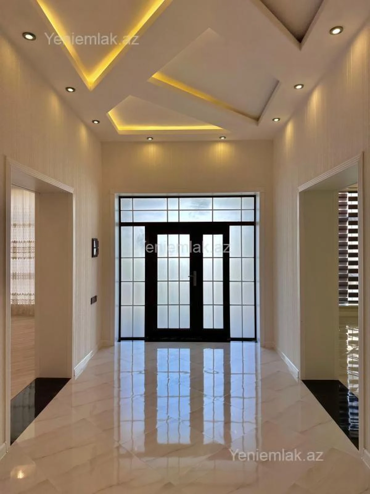 Satılır 4 otaqlı həyət evi 180 m²