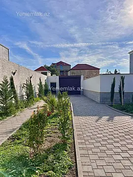 Satılır 4 otaqlı həyət evi 180 m²