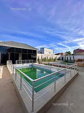 Satılır 4 otaqlı həyət evi 180 m²