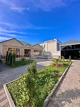 Satılır 4 otaqlı həyət evi 180 m²