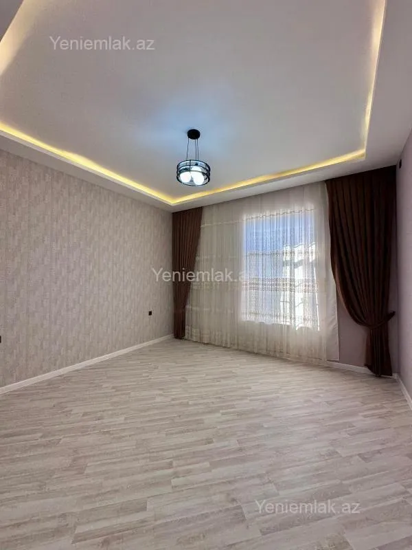 Satılır 4 otaqlı həyət evi 180 m²
