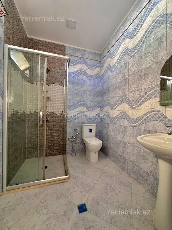 Satılır 4 otaqlı həyət evi 180 m²