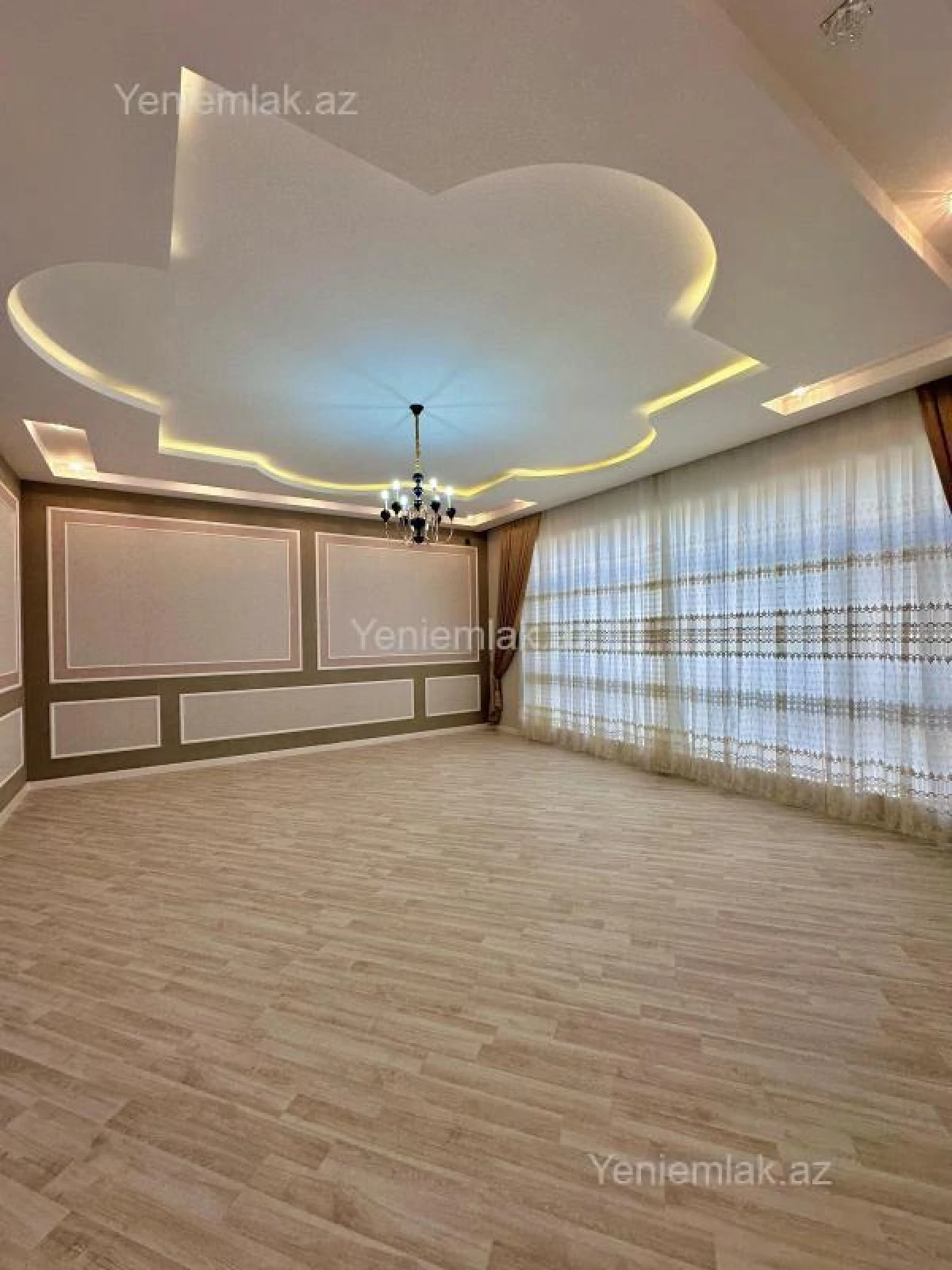 Satılır 4 otaqlı həyət evi 180 m²