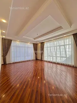 Satılır 6 otaqlı həyət evi 330 m²