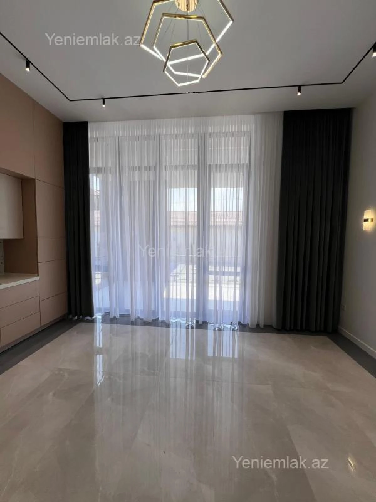 Satılır 3 otaqlı həyət evi 150 m²