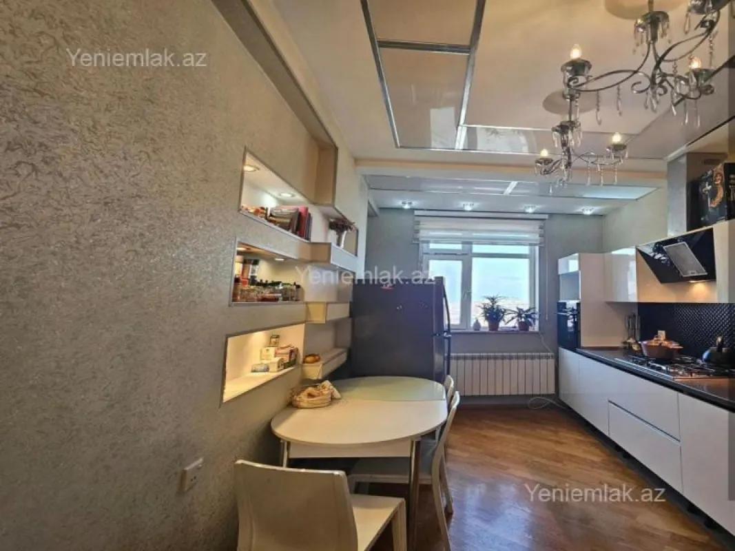 Satılır 2 otaqlı yeni tikili 94 m²