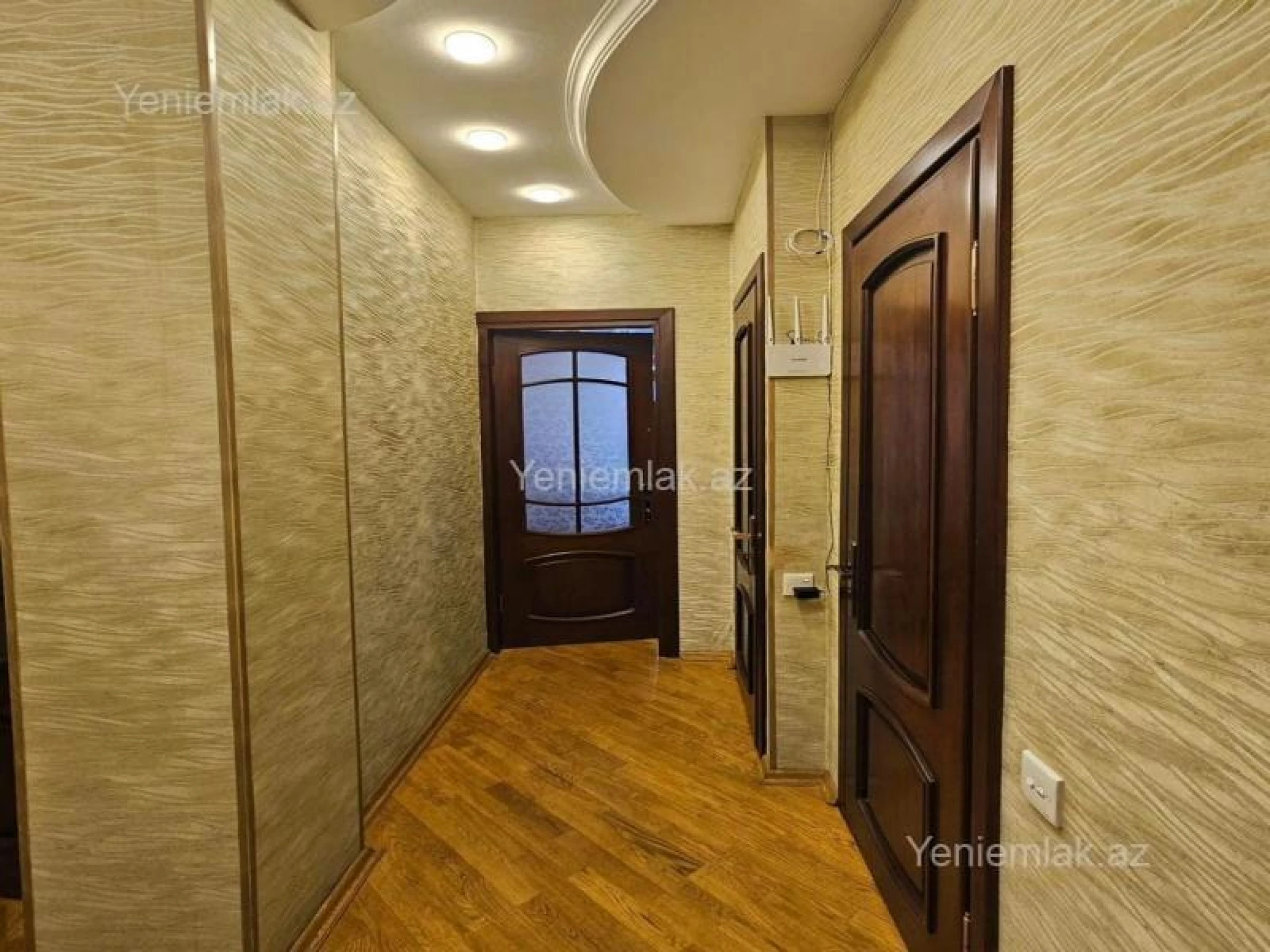 Satılır 2 otaqlı yeni tikili 94 m²