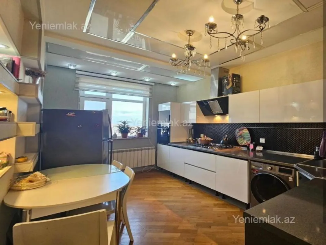 Satılır 2 otaqlı yeni tikili 94 m²