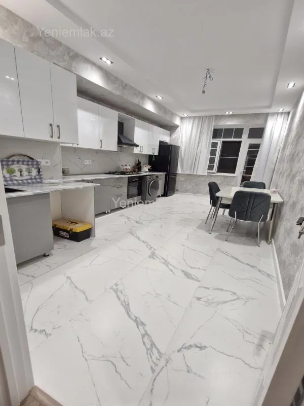 Satılır 3 otaqlı yeni tikili 124 m²