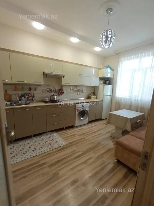 Satılır 4 otaqlı həyət evi 100 m²