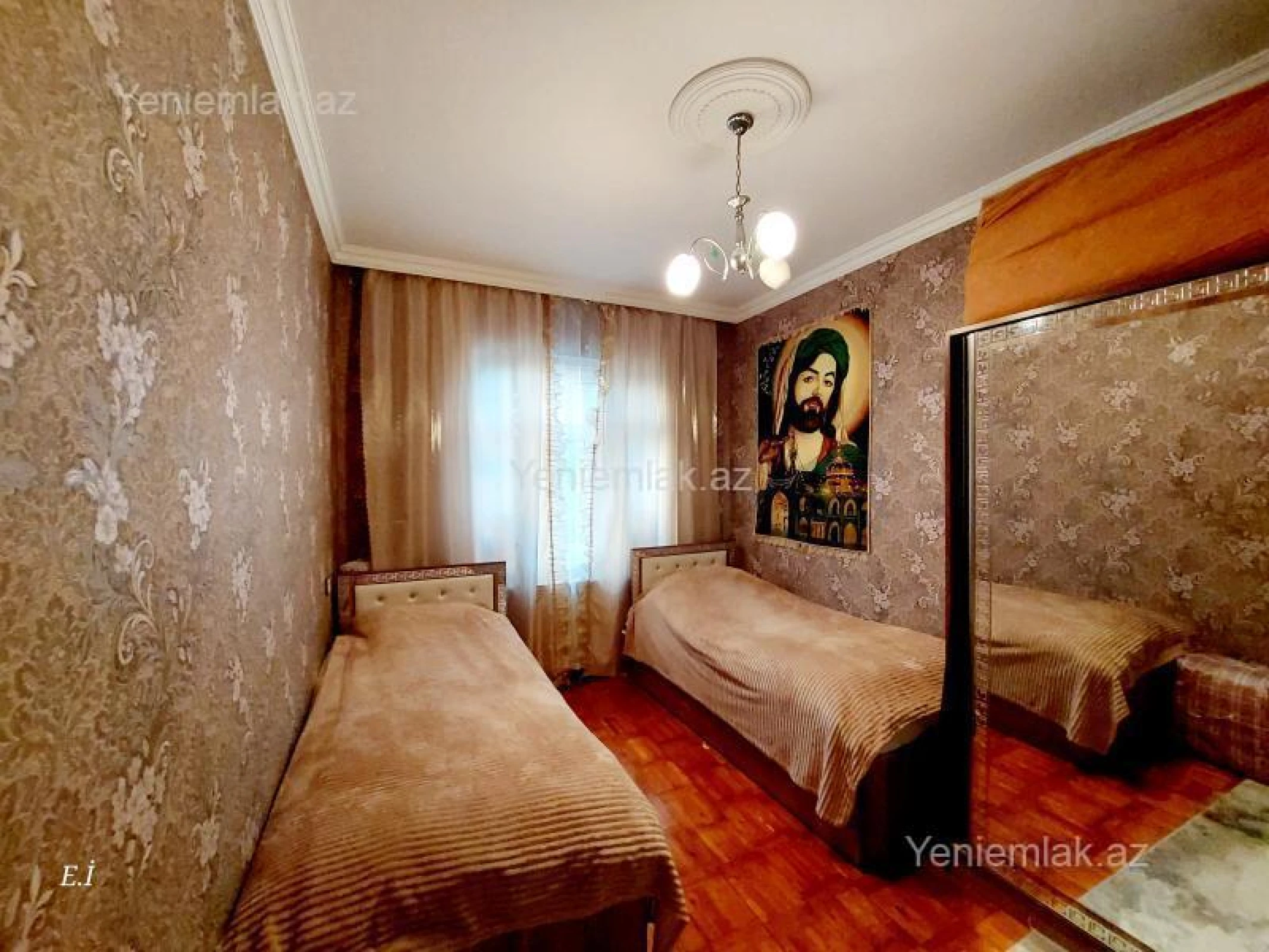 Satılır 3 otaqlı köhnə tikili 70 m²