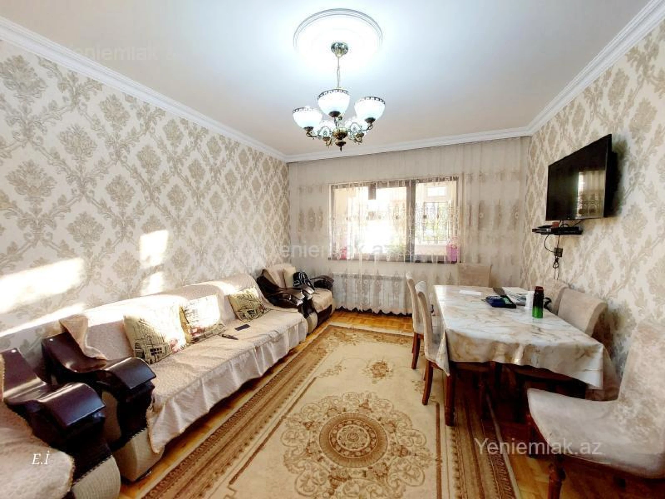 Satılır 3 otaqlı köhnə tikili 70 m²