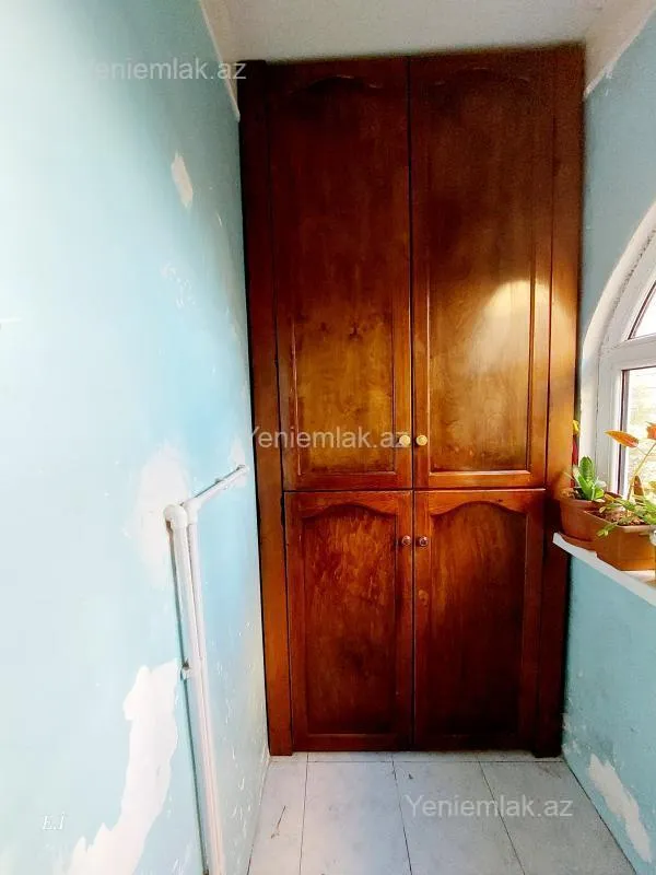 Satılır 3 otaqlı köhnə tikili 70 m²