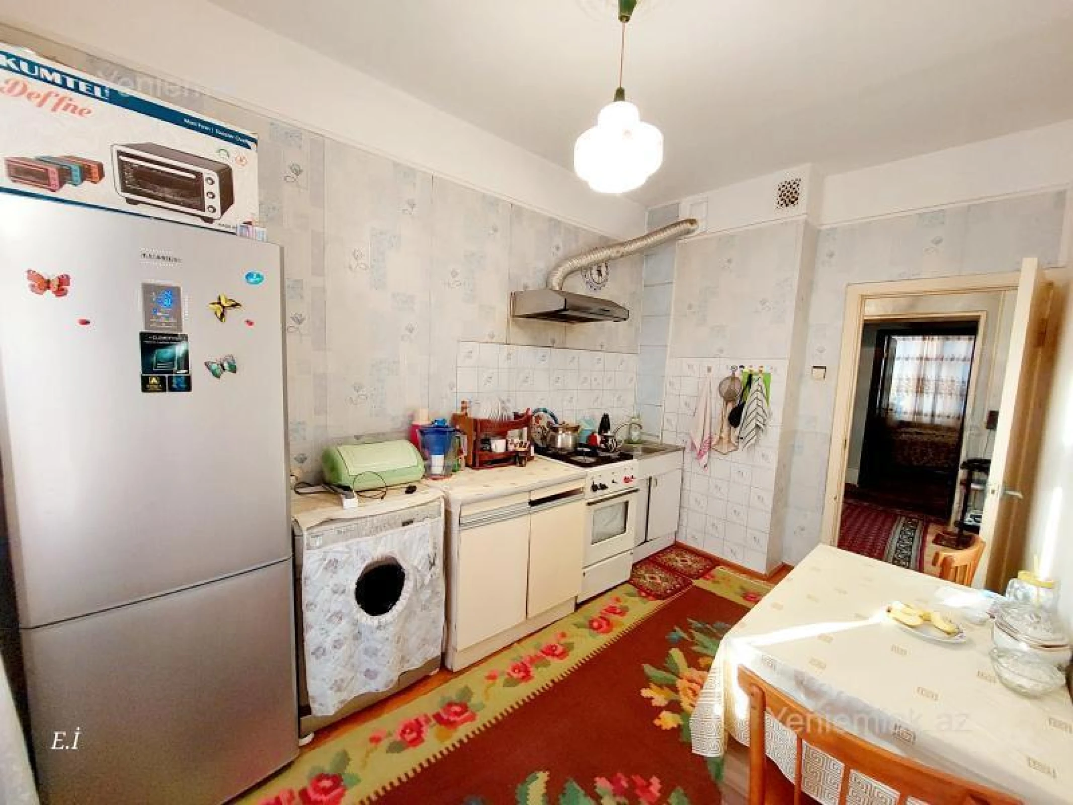 Satılır 3 otaqlı köhnə tikili 70 m²