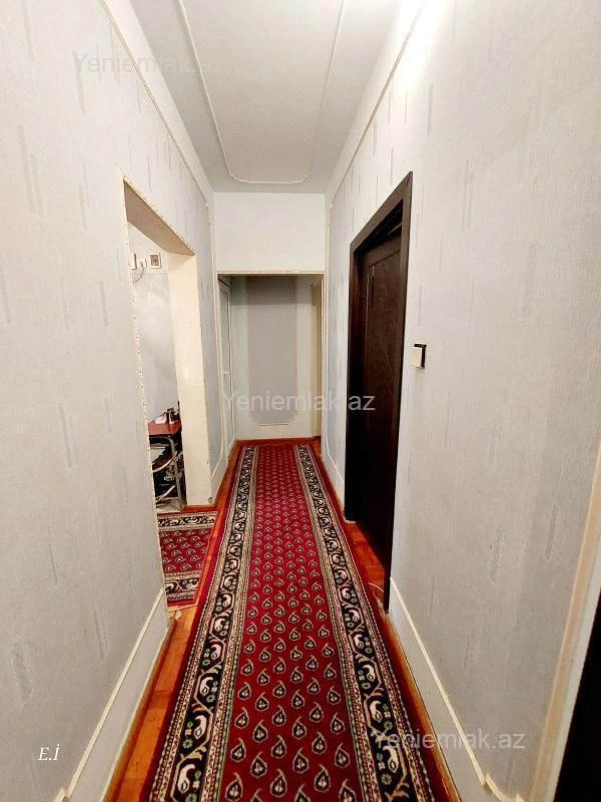 Satılır 3 otaqlı köhnə tikili 70 m²