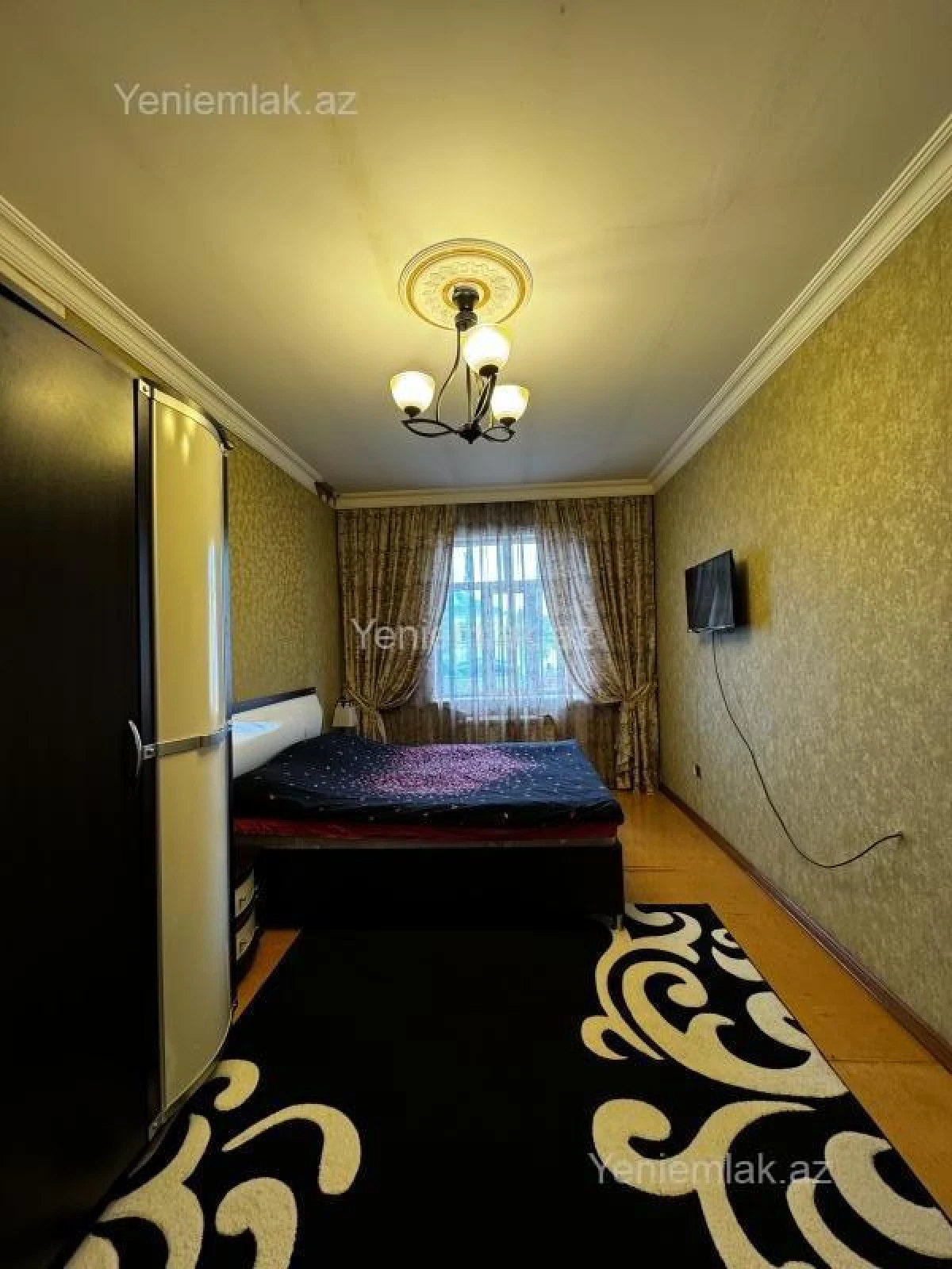 Satılır 7 otaqlı həyət evi 200 m²