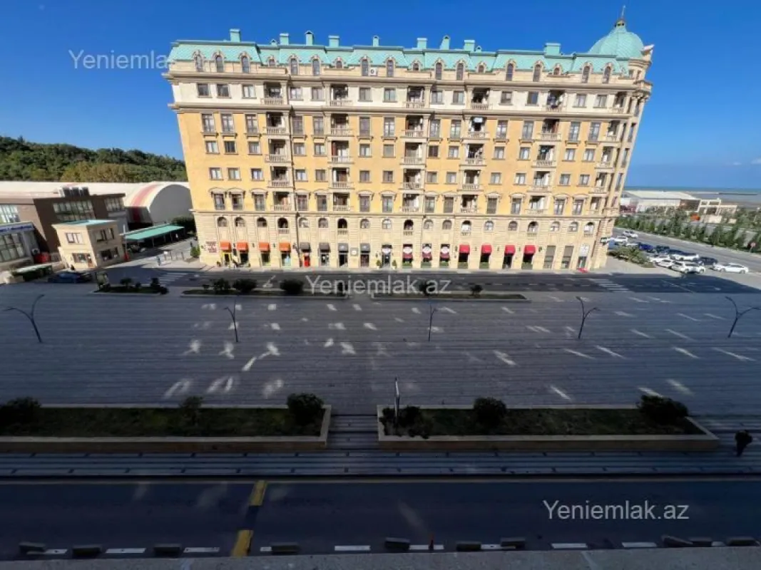Satılır 3 otaqlı yeni tikili 100 m²