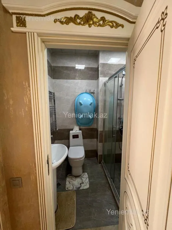 Satılır 3 otaqlı yeni tikili 100 m²