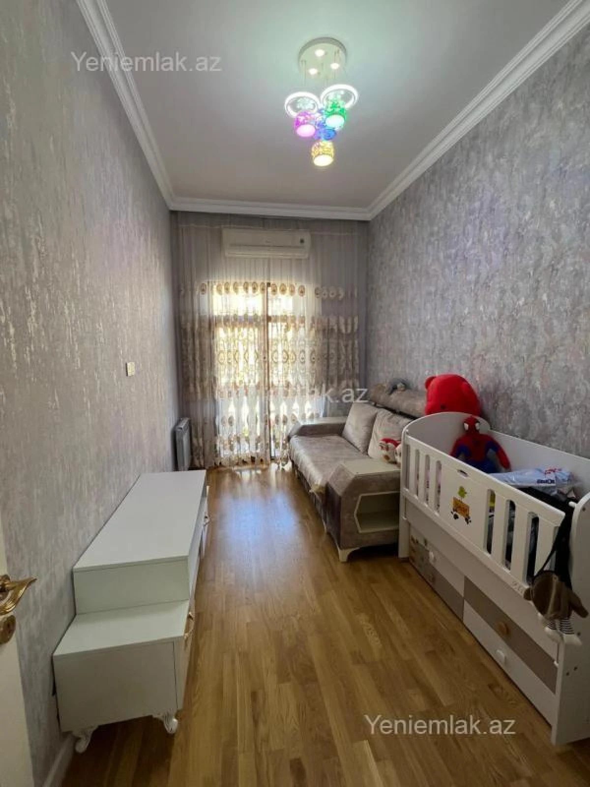 Satılır 3 otaqlı yeni tikili 100 m²