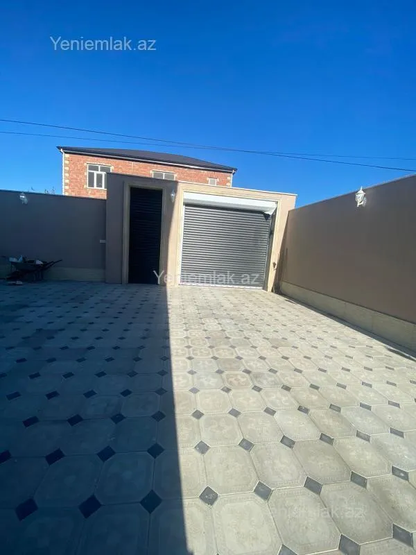 Satılır 7 otaqlı həyət evi 260 m²