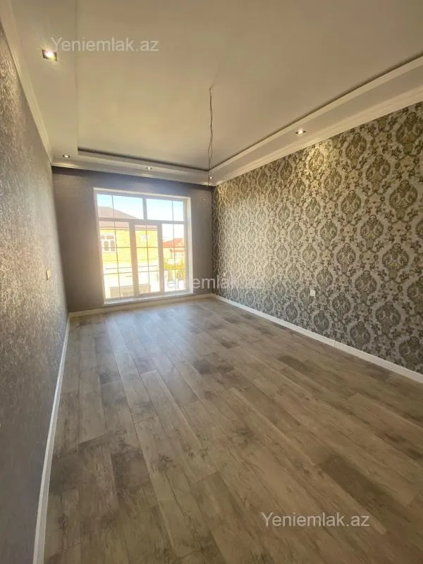 Satılır 7 otaqlı həyət evi 260 m²