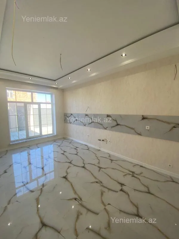 Satılır 7 otaqlı həyət evi 260 m²