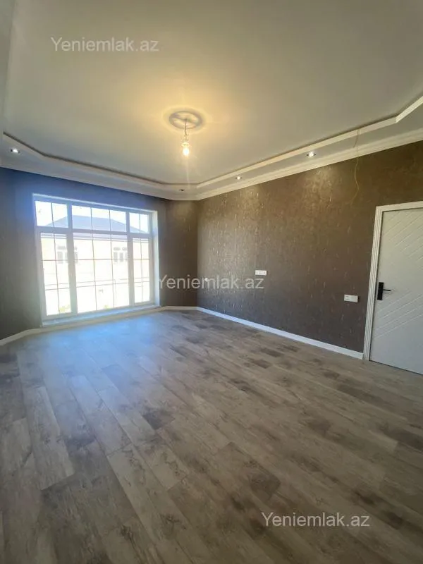 Satılır 7 otaqlı həyət evi 260 m²