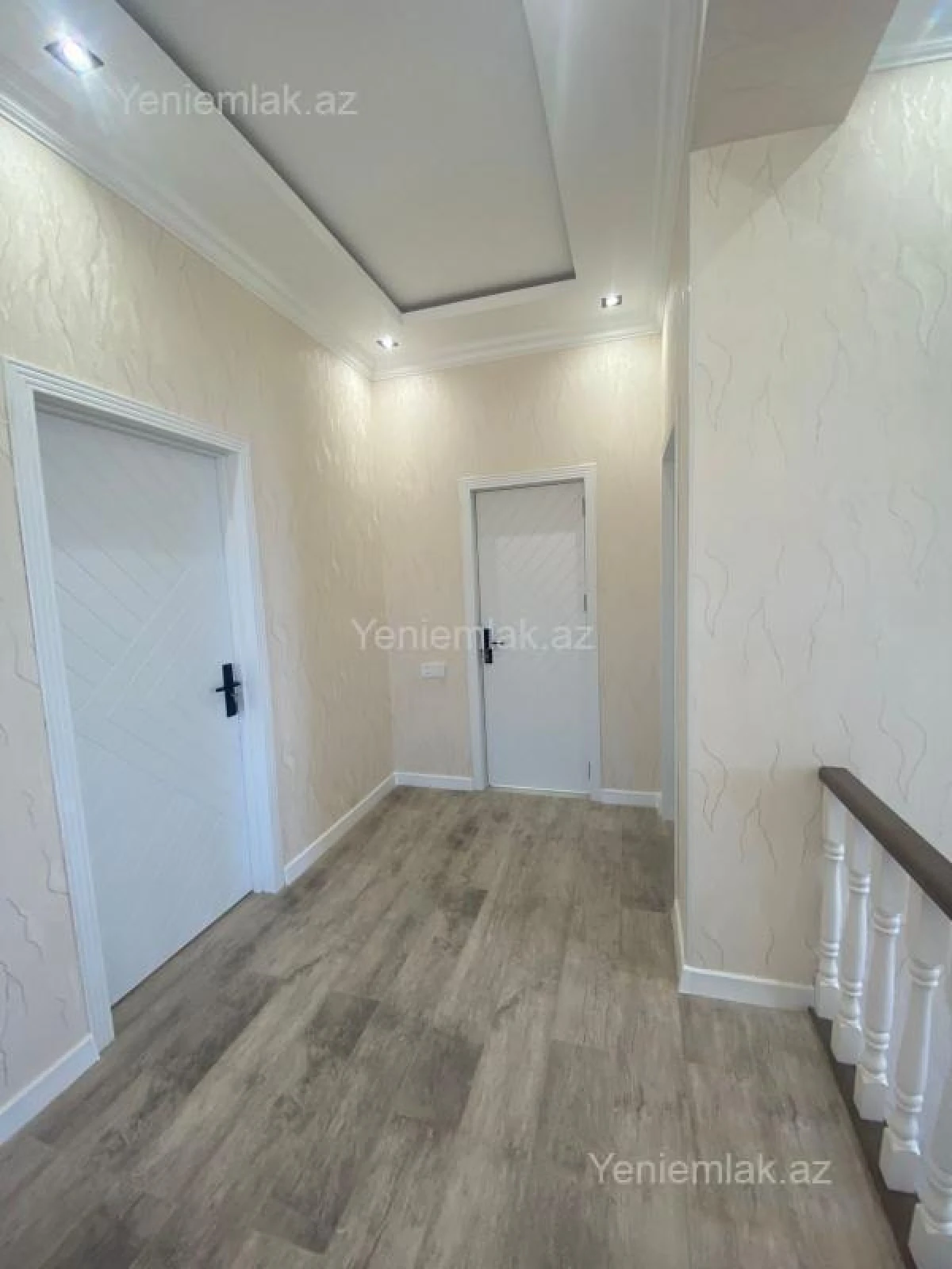 Satılır 7 otaqlı həyət evi 260 m²