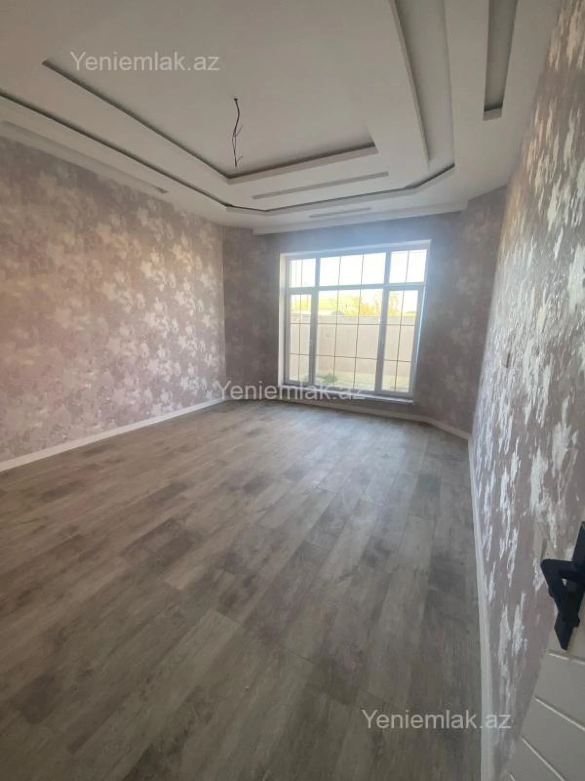 Satılır 7 otaqlı həyət evi 260 m²