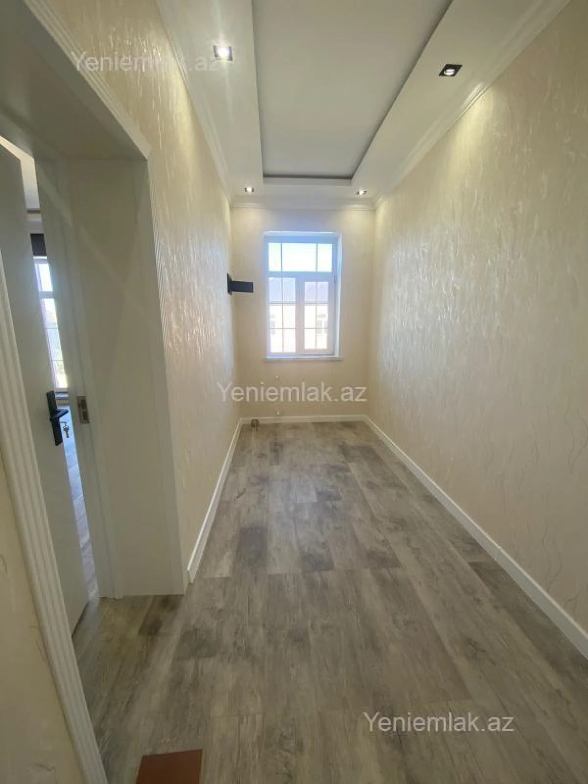 Satılır 7 otaqlı həyət evi 260 m²