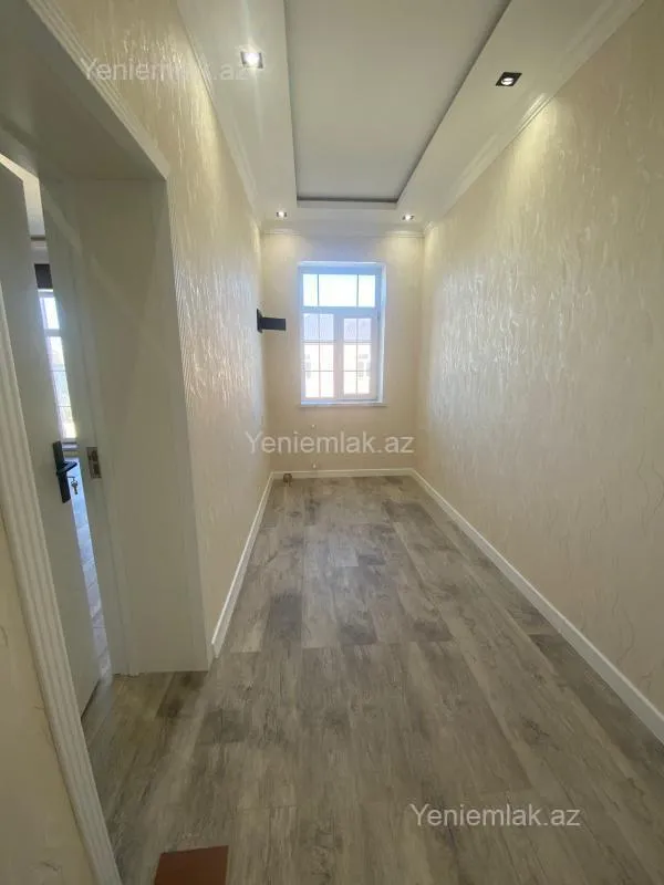 Satılır 7 otaqlı həyət evi 260 m²