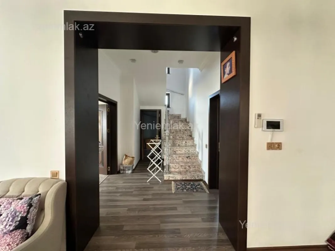 Satılır 7 otaqlı həyət evi 130 m²