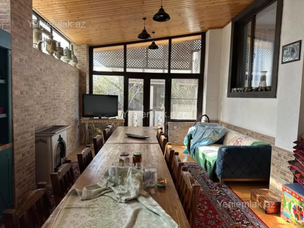 Satılır 7 otaqlı həyət evi 130 m²