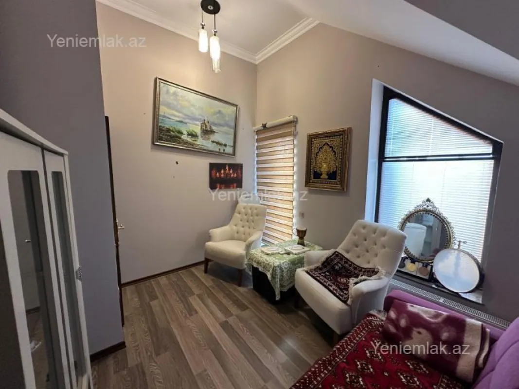 Satılır 7 otaqlı həyət evi 130 m²