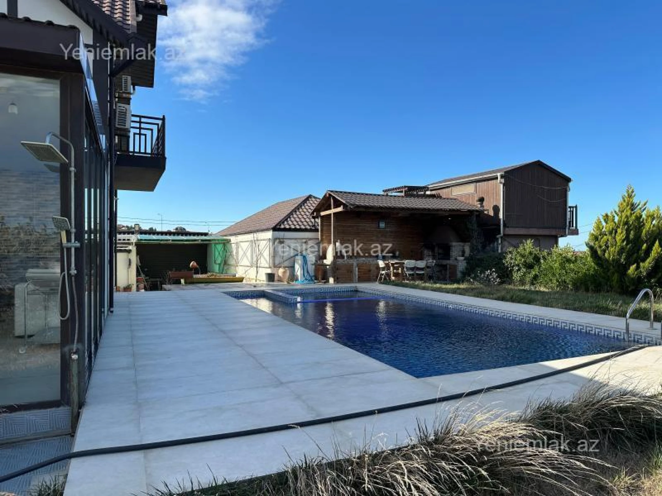 Satılır 7 otaqlı həyət evi 130 m²