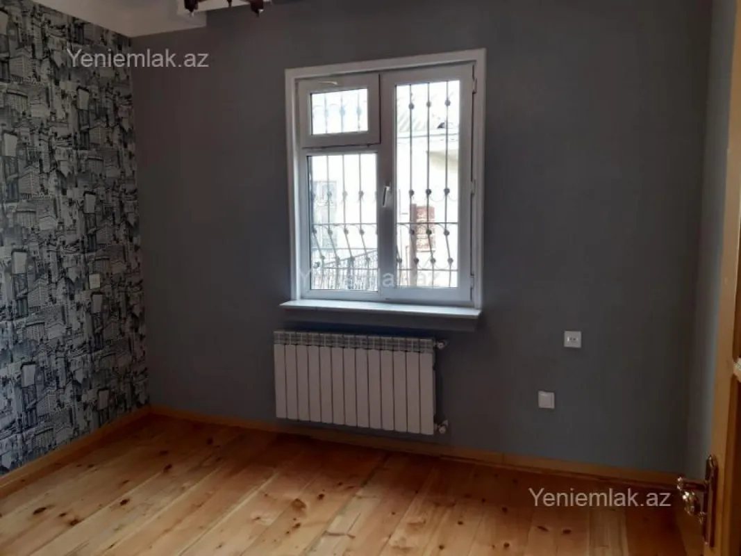Satılır 6 otaqlı həyət evi 240 m²