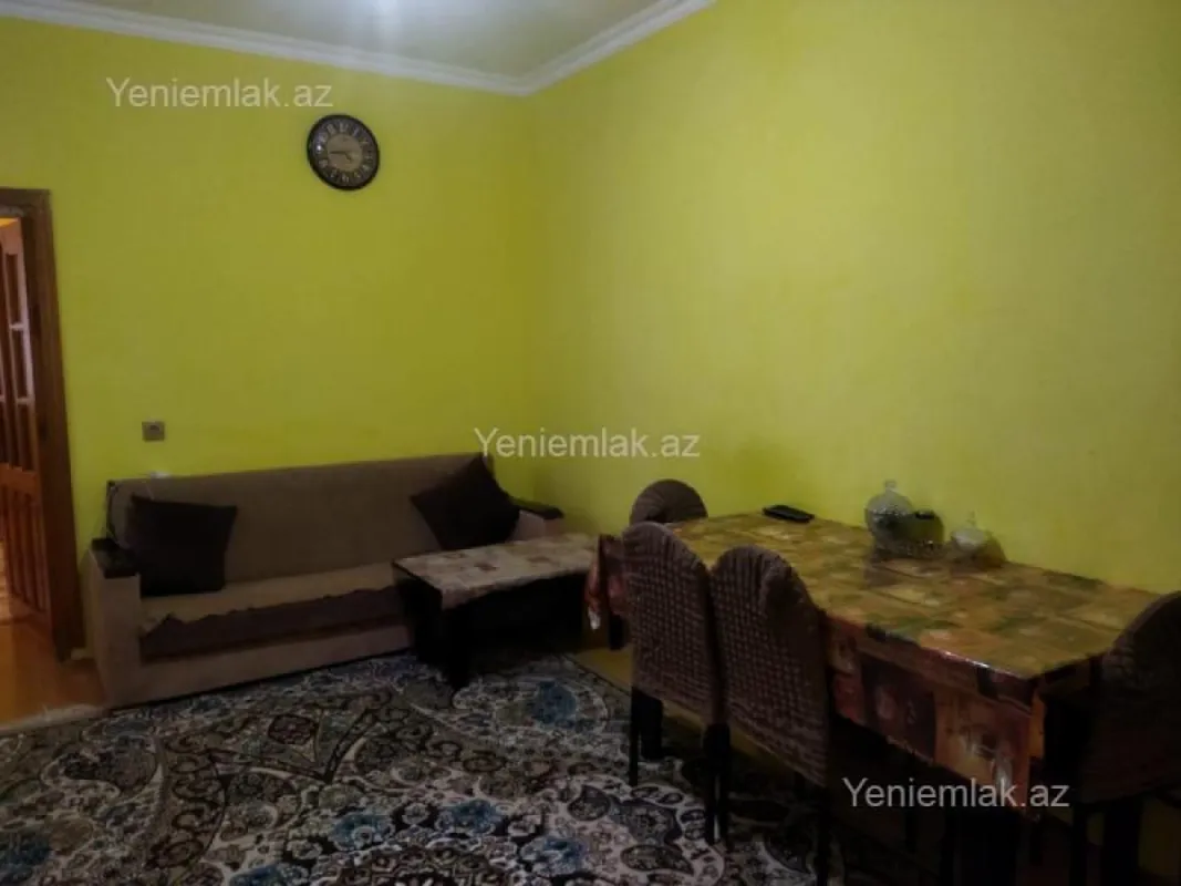 Satılır 4 otaqlı həyət evi 120 m²