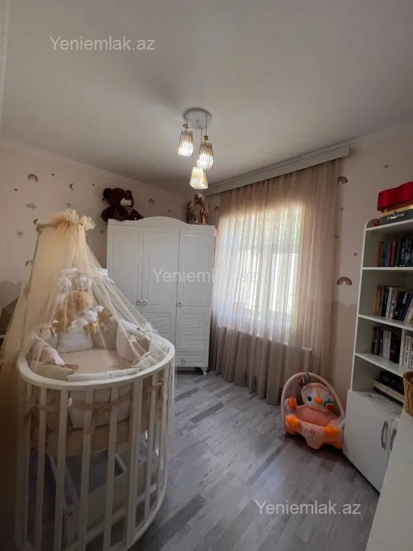Satılır 4 otaqlı həyət evi 120 m²