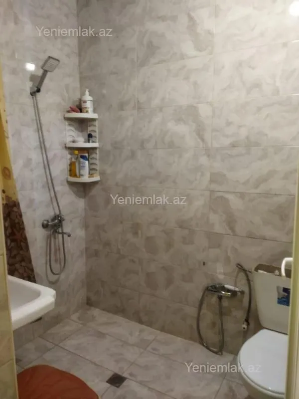 Satılır 4 otaqlı həyət evi 120 m²